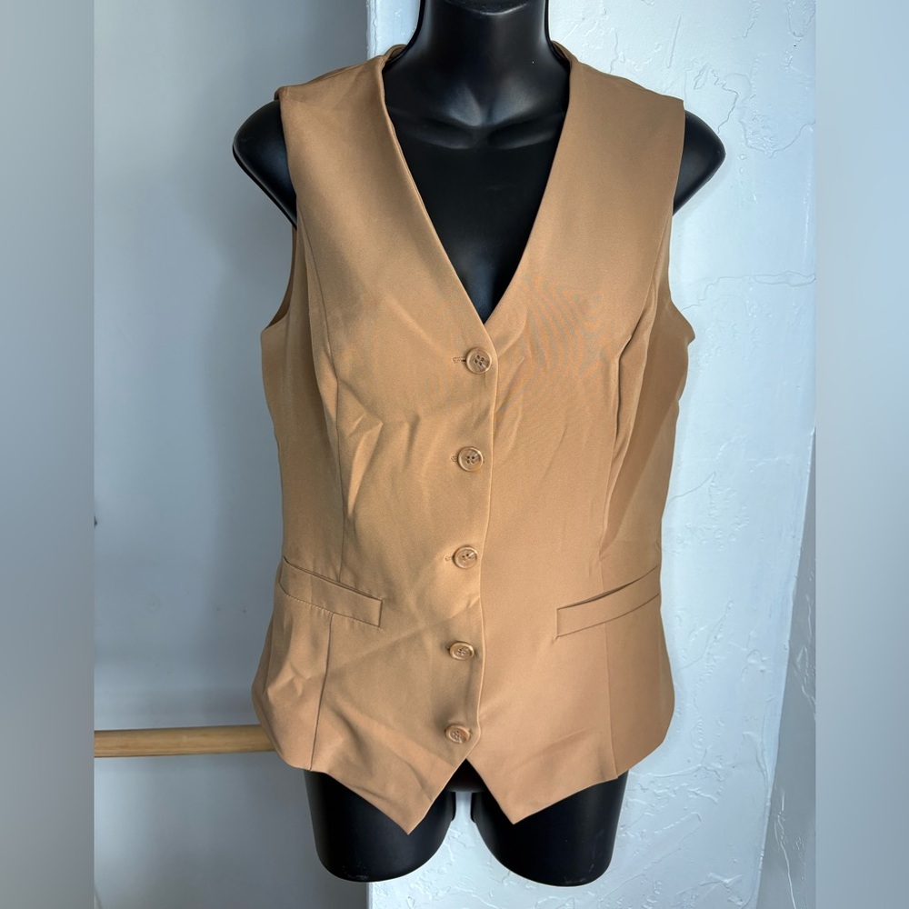 Sincerely Jules Camel button down Tan Tailored Vest Sz M